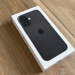 IPHONE 16 phone BOX with instruction booklet
Perfect condition